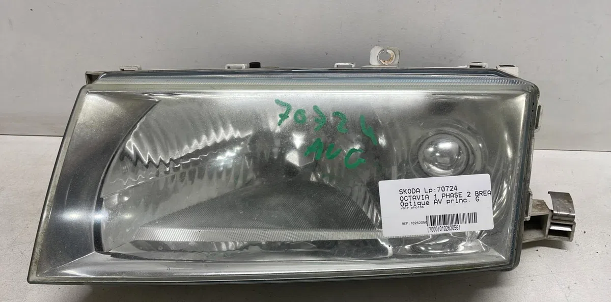 Phare gauche Skoda OCTAVIA I Combi (1U5) 1.9 tdi (1998-2010) occasion