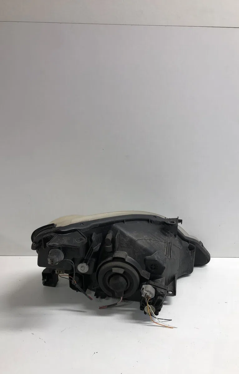 Phare gauche Suzuki LIANA 3-5 portes 1.4 ddis (2004-2007) occasion