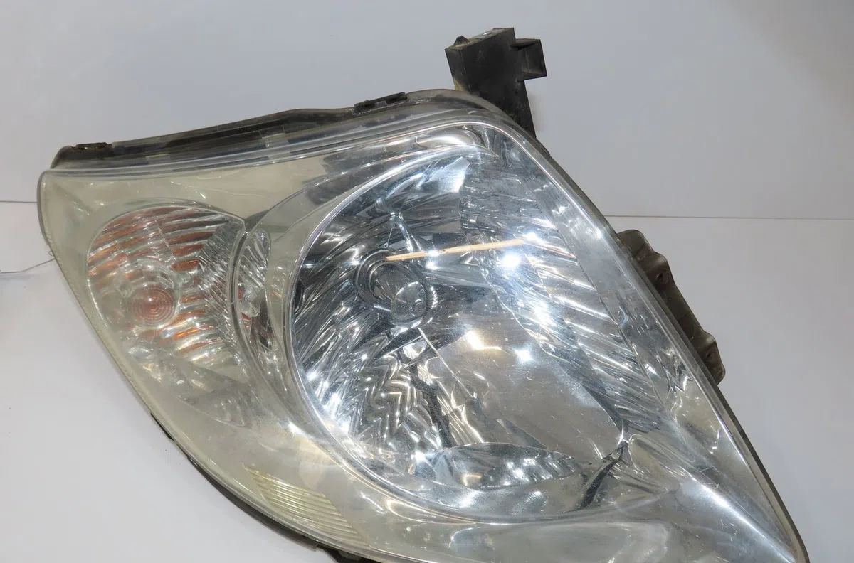 Phare gauche Suzuki SWIFT III (MZ, EZ) 1.3 (rs 413) (2005) occasion