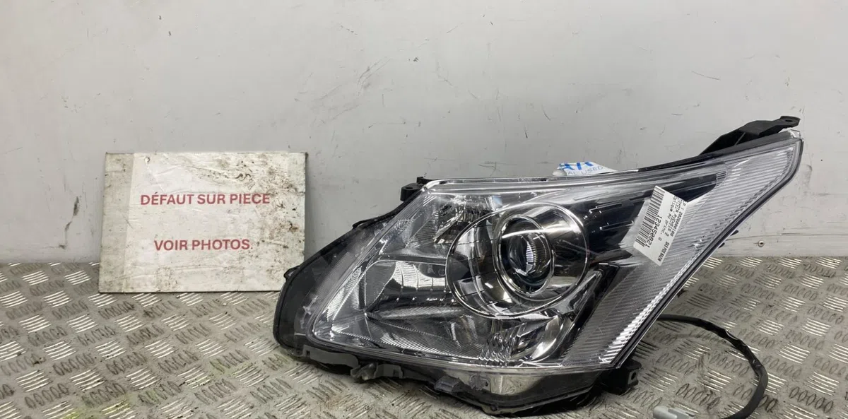 Phare gauche TOYOTA AVENSIS 3 PHASE 1 BREAK occasion