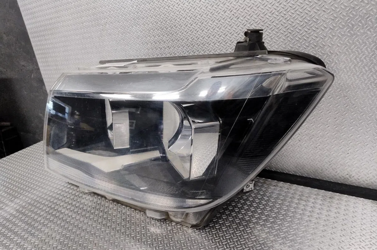 Phare gauche VOLKSWAGEN CRAFTER 2  CRAFTER 2 PHASE 1 occasion