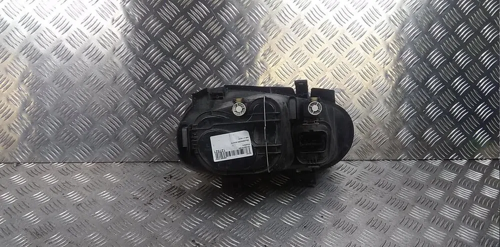 Phare gauche Volkswagen GOLF IV (1J1) 1.6 (1997-2004) occasion