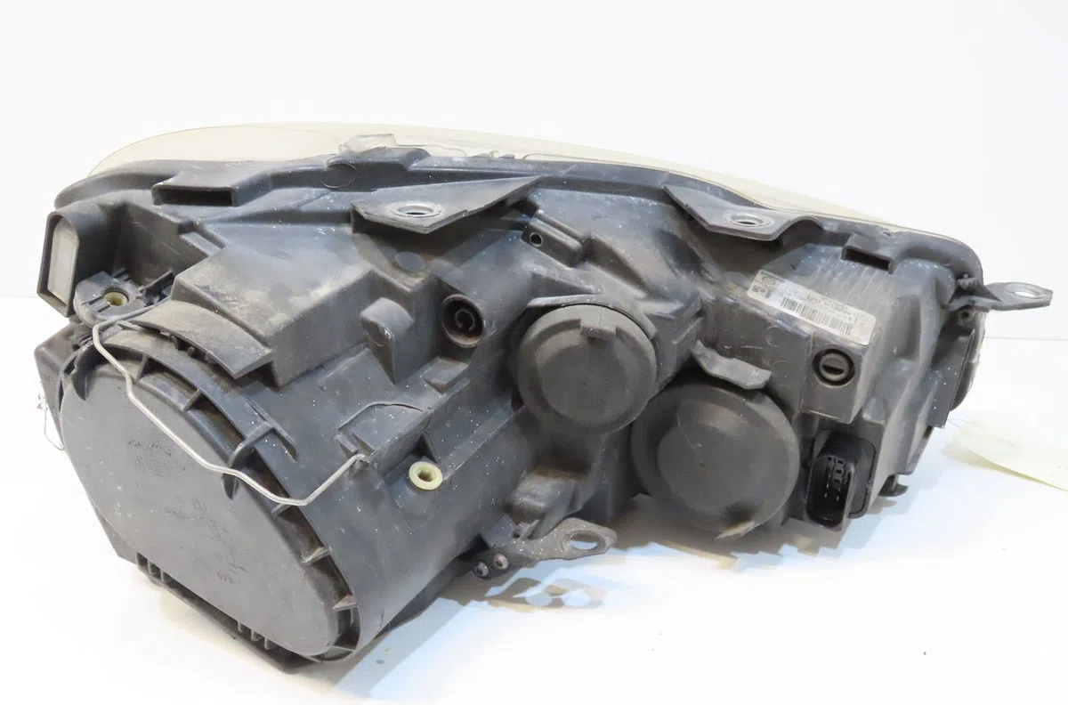 Phare gauche Volkswagen GOLF VI (5K1) 2.0 tdi (2008-2013) 5 portes occasion