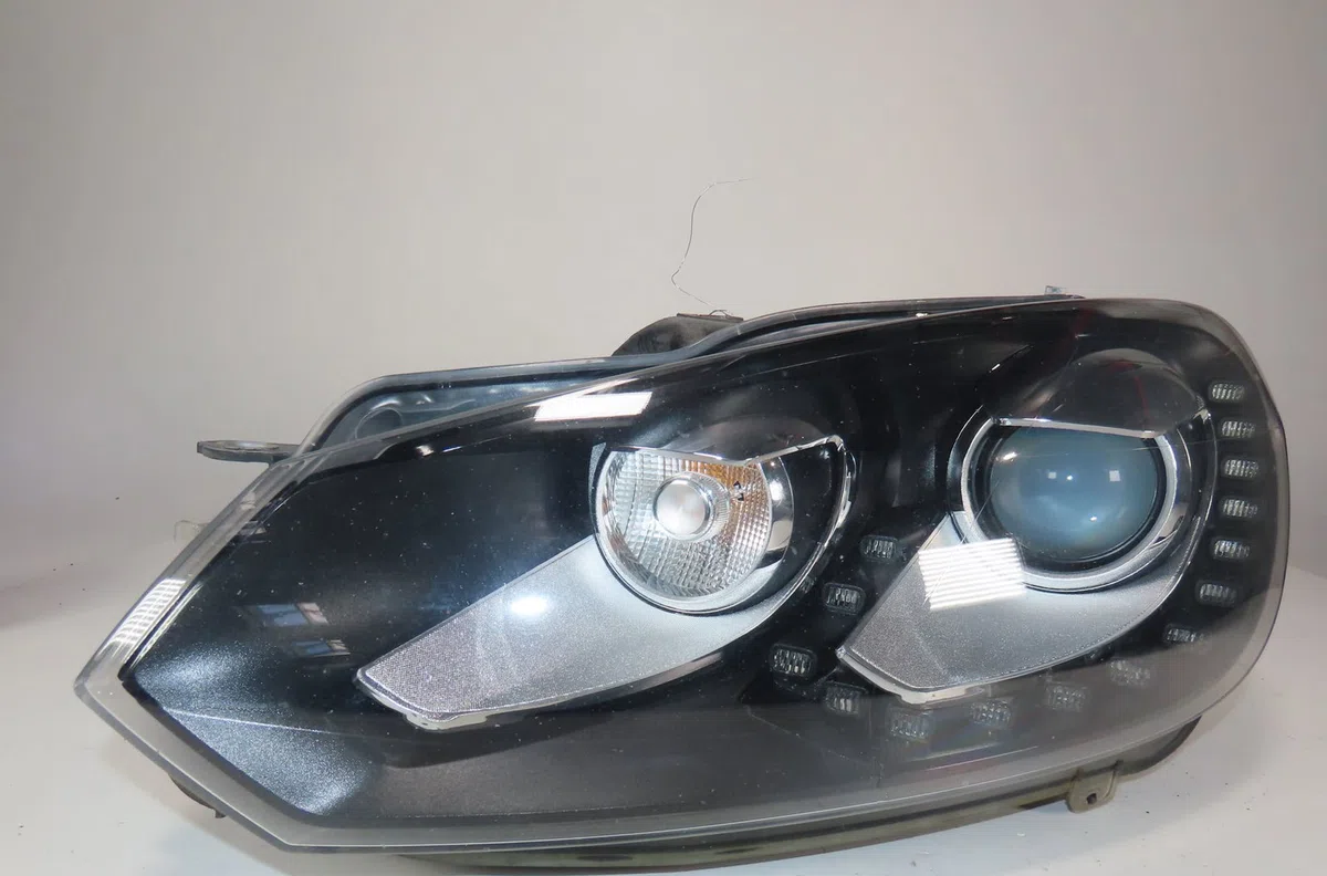 Phare gauche Volkswagen GOLF VI Décapotable (517) 2.0 tdi (2011-2016) occasion