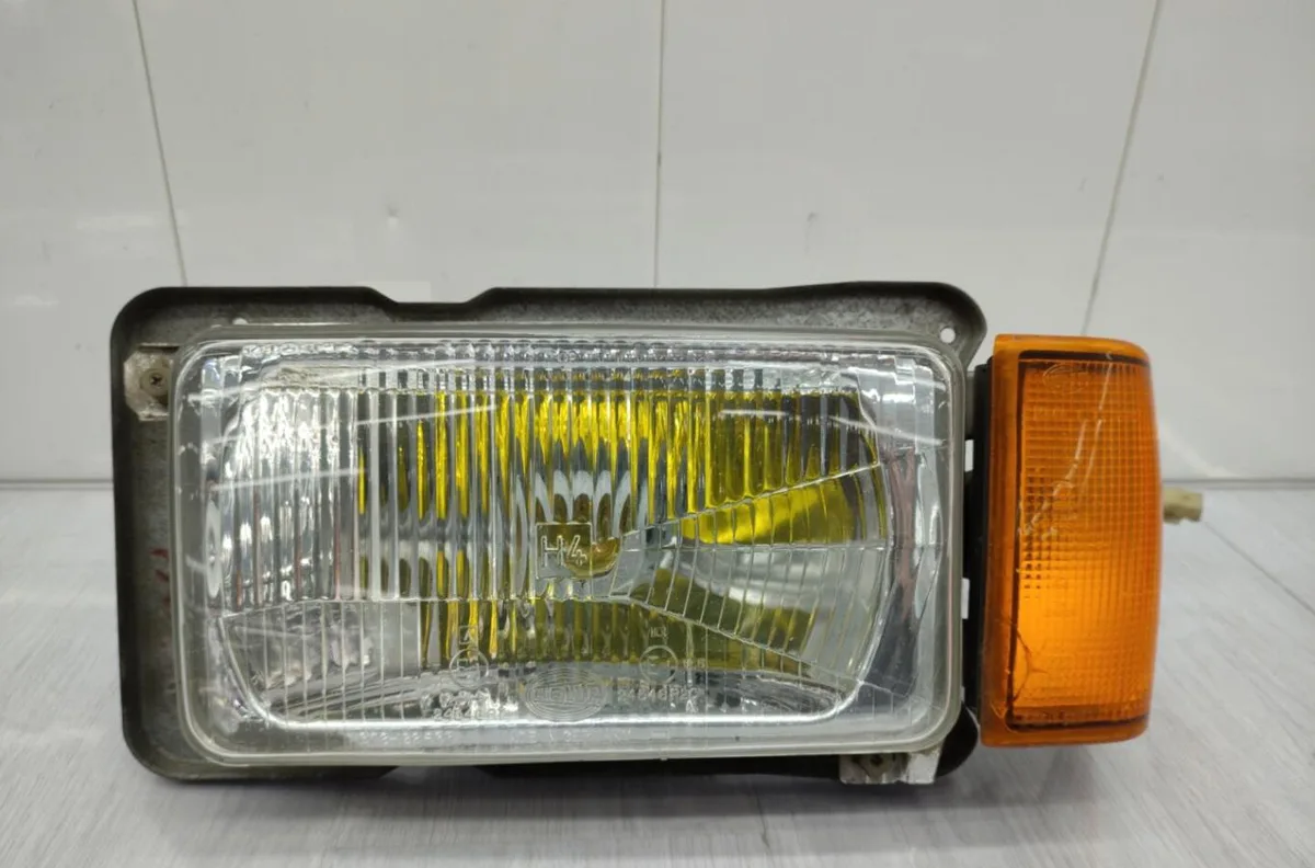 Phare gauche VOLKSWAGEN JETTA 5 occasion