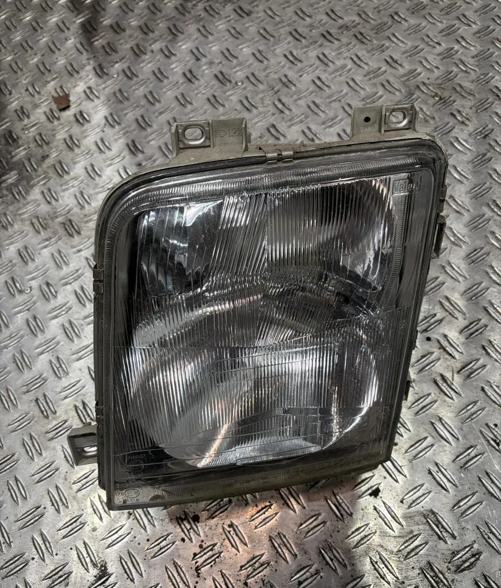 Phare gauche VOLKSWAGEN LT 2 occasion