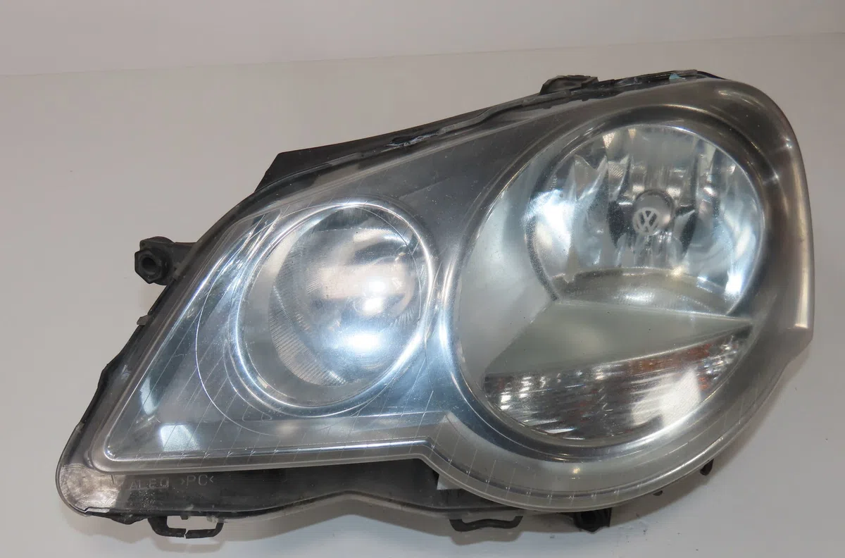 Phare gauche Volkswagen POLO (9N_, 9A_) 1.9 tdi (2001-2009) 5 portes occasion