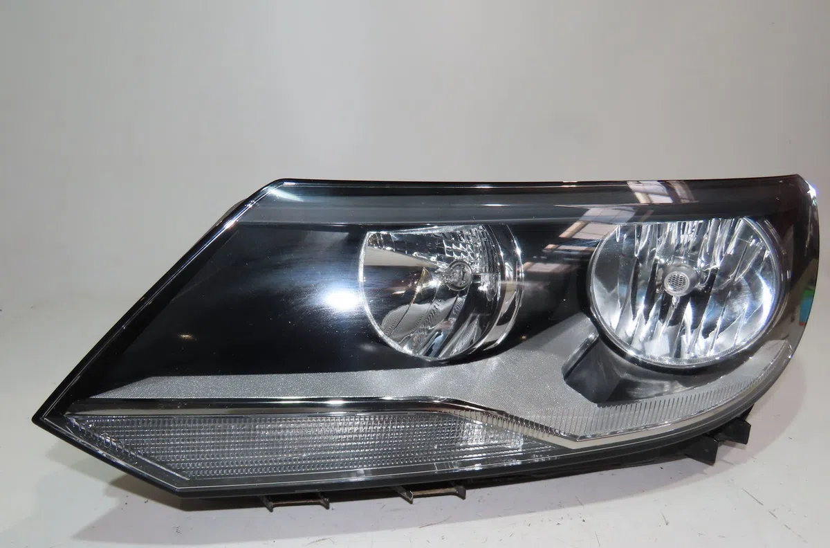 Phare gauche Volkswagen TIGUAN (5N_) 2.0 tdi (2008-2018) 5 portes occasion
