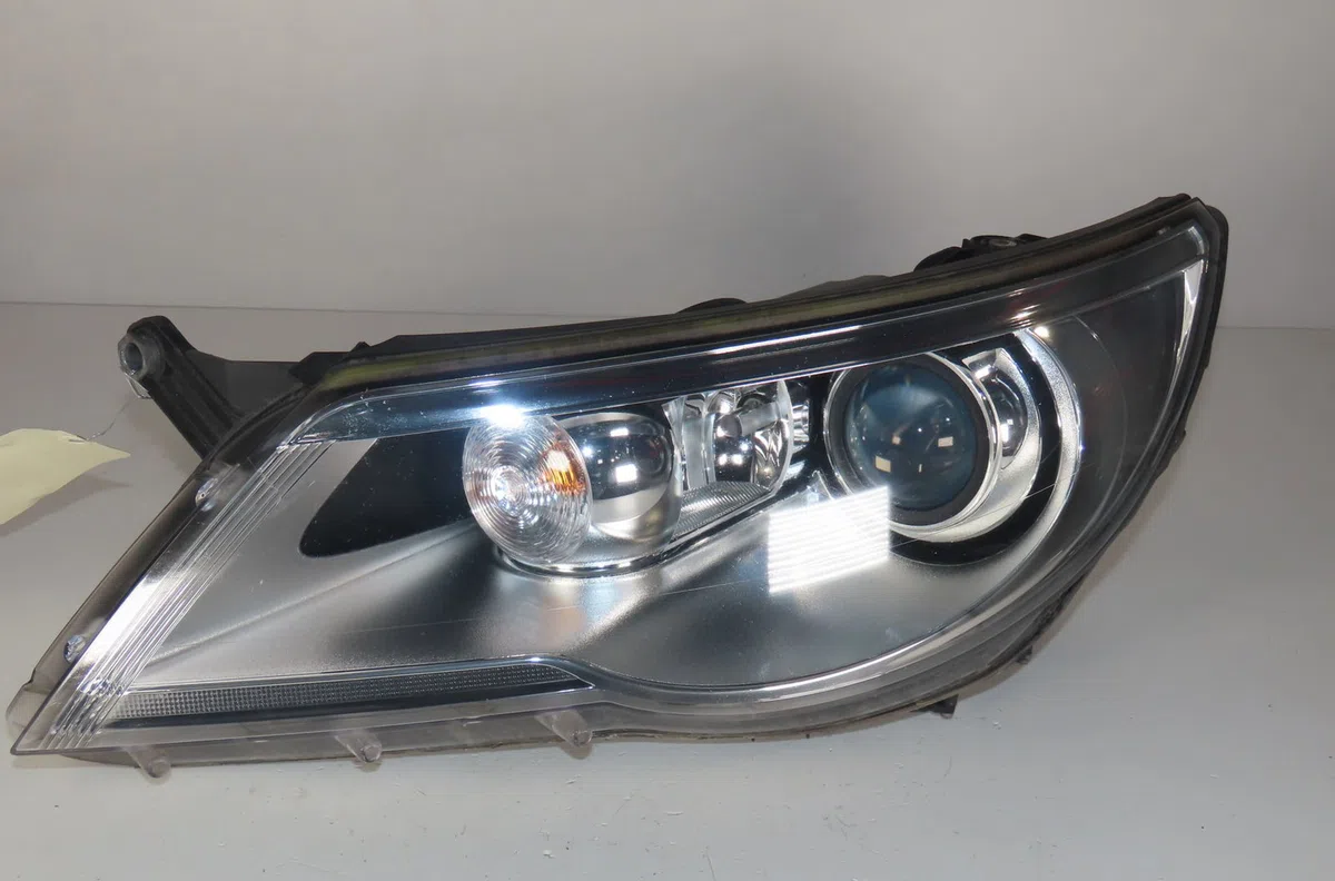 Phare gauche Volkswagen TIGUAN (5N_) 2.0 tdi 4motion (2007-2018) occasion