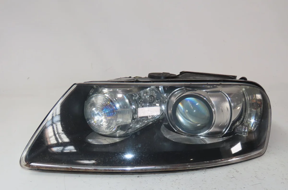 Phare gauche Volkswagen TOUAREG (7LA, 7L6, 7L7) 3.0 v6 tdi (2004-2010) occasion