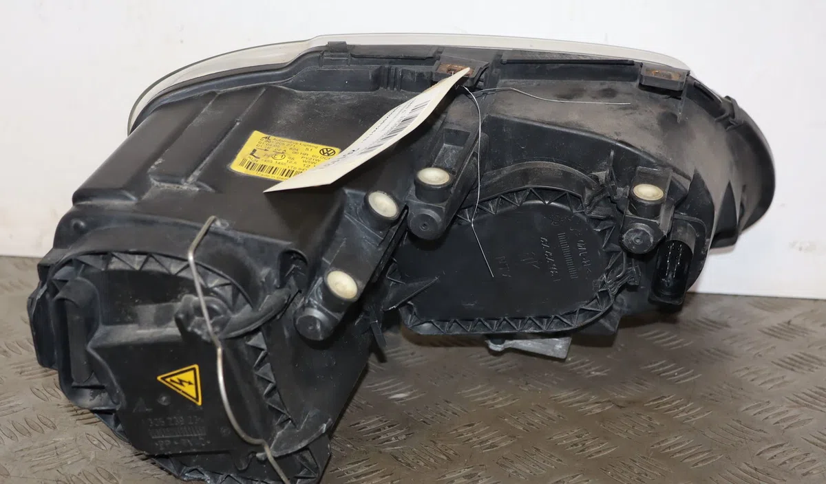 Phare gauche Volkswagen TOURAN (1T1, 1T2) 2.0 fsi (2003-2007) occasion