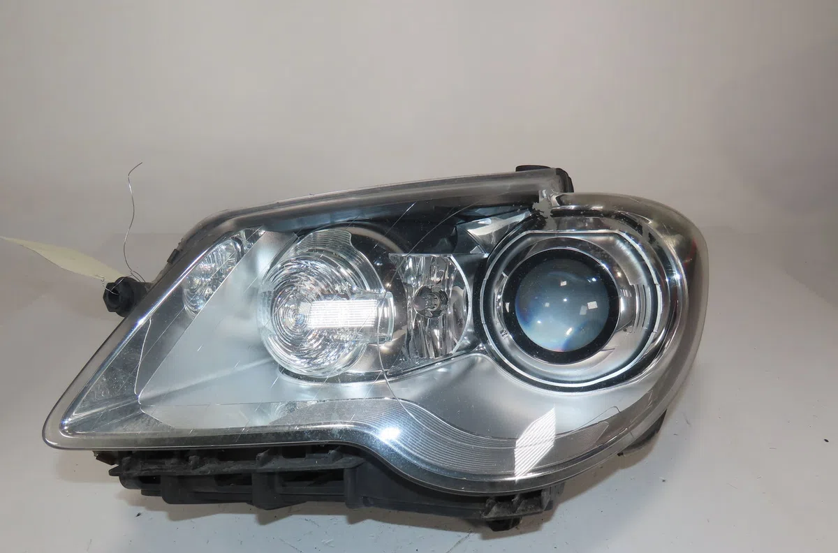 Phare gauche Volkswagen TOURAN (1T1, 1T2) 2.0 tdi 16v (2003-2010) 5 portes occasion