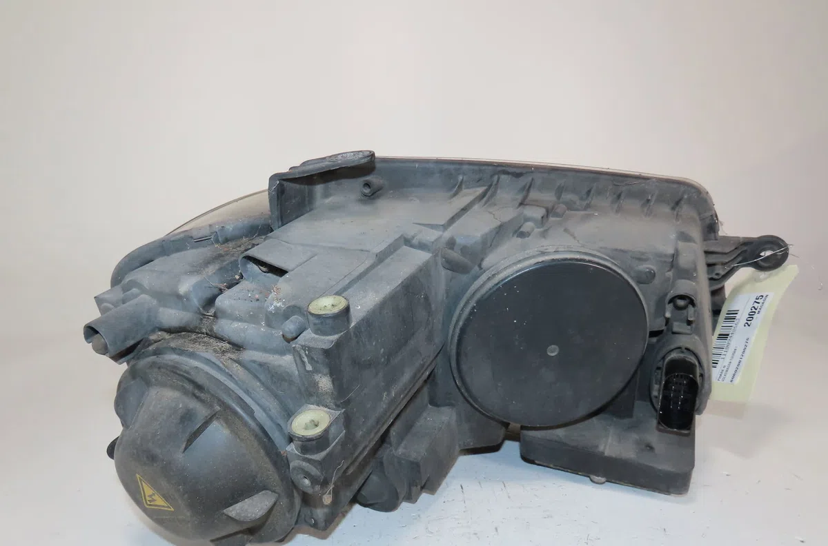 Phare gauche Volkswagen TOURAN (1T1, 1T2) 2.0 tdi 16v (2003-2010) 5 portes occasion