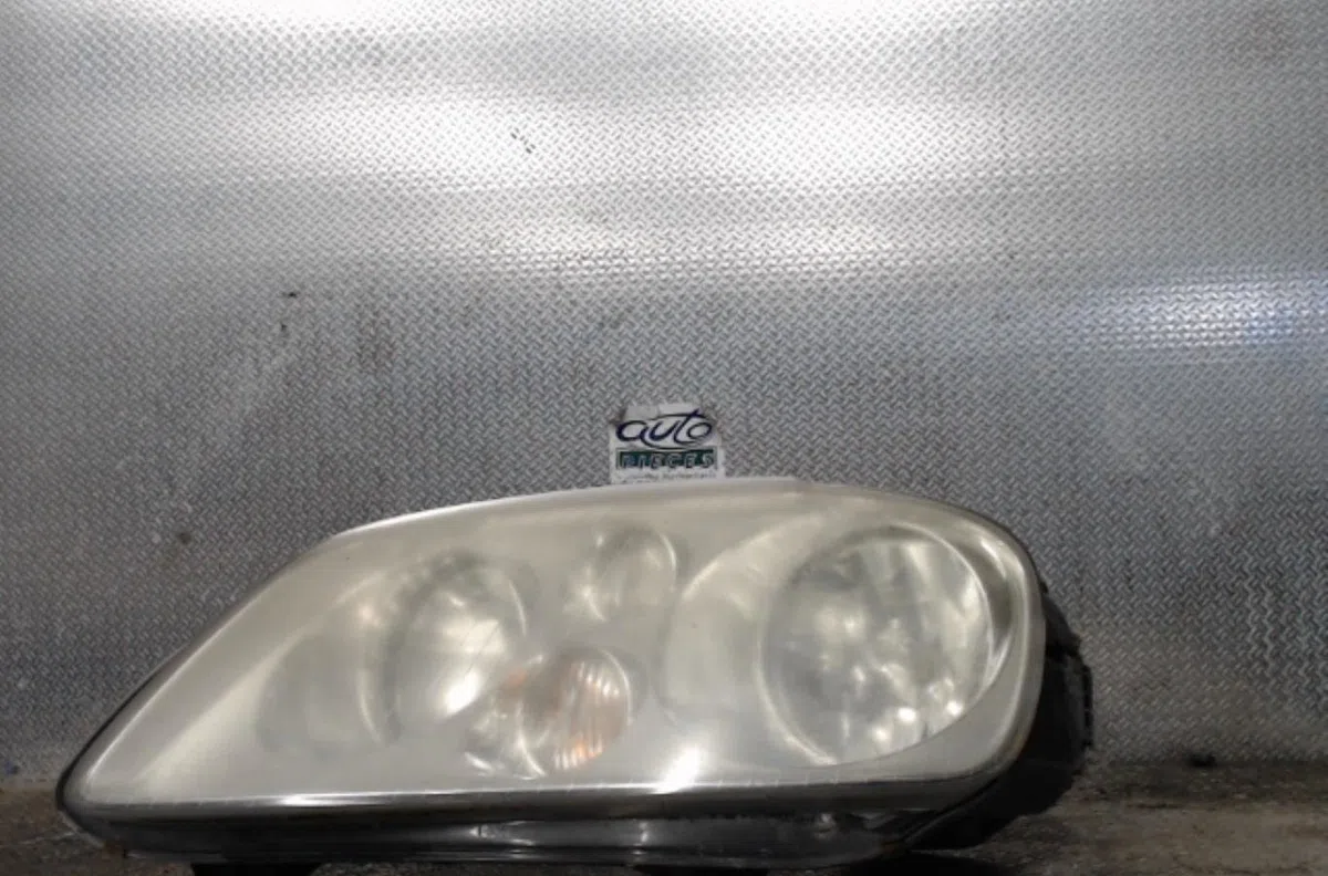 Phare gauche Volkswagen TOURAN (1T1, 1T2) 2.0 tdi (2003-2010) 5 portes occasion