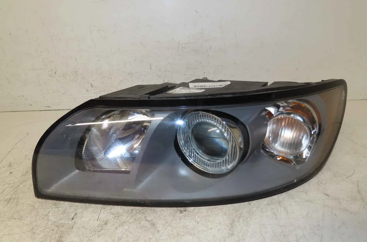 Phare gauche VOLVO V50 occasion