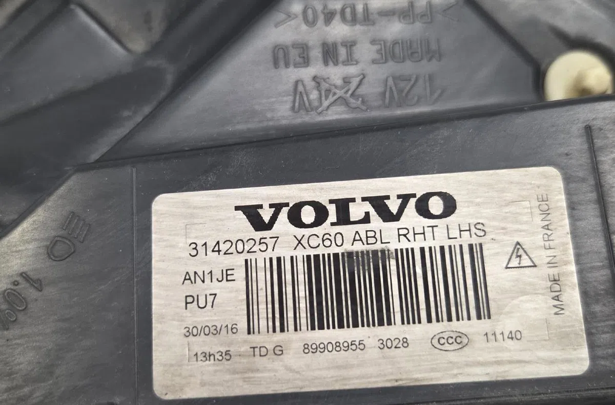Phare gauche VOLVO XC 60 1 PHASE 2 occasion