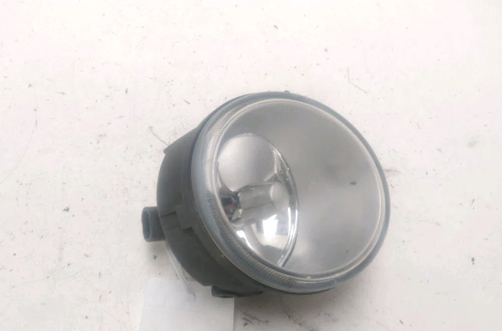 Phare longue portee avant droit Renault MEGANE I Cabriolet (EA0-1_) 1.6 16v (ea04, ea0b, ea11, ea1j) (1999-2003) occasio