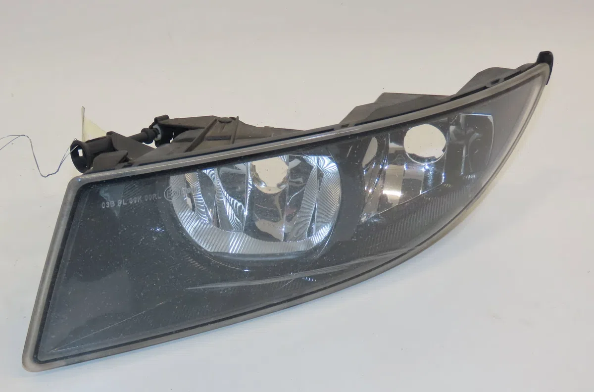 Phare longue portee avant gauche Skoda FABIA II (542) 1.6 tdi (2010-2014) occasion