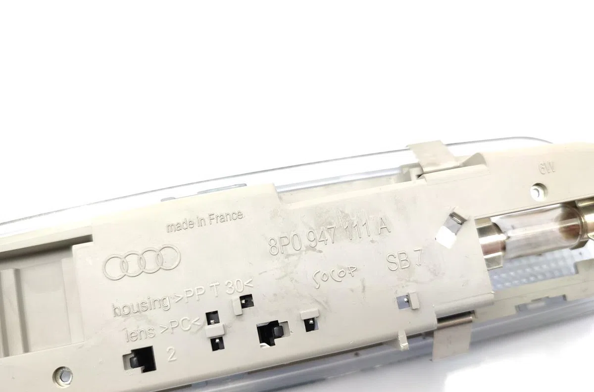 Plafonnier AUDI A3 2 PHASE 1 occasion