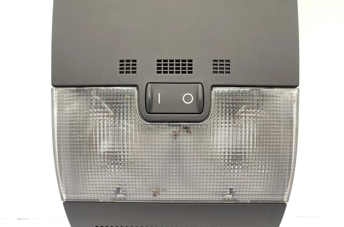 Plafonnier AUDI A3 2 PHASE 1 occasion