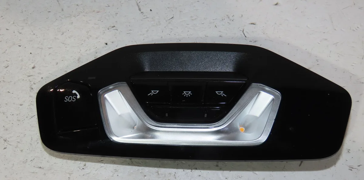 Plafonnier Bmw 1 (F40) 118 i (2019) 5 portes occasion
