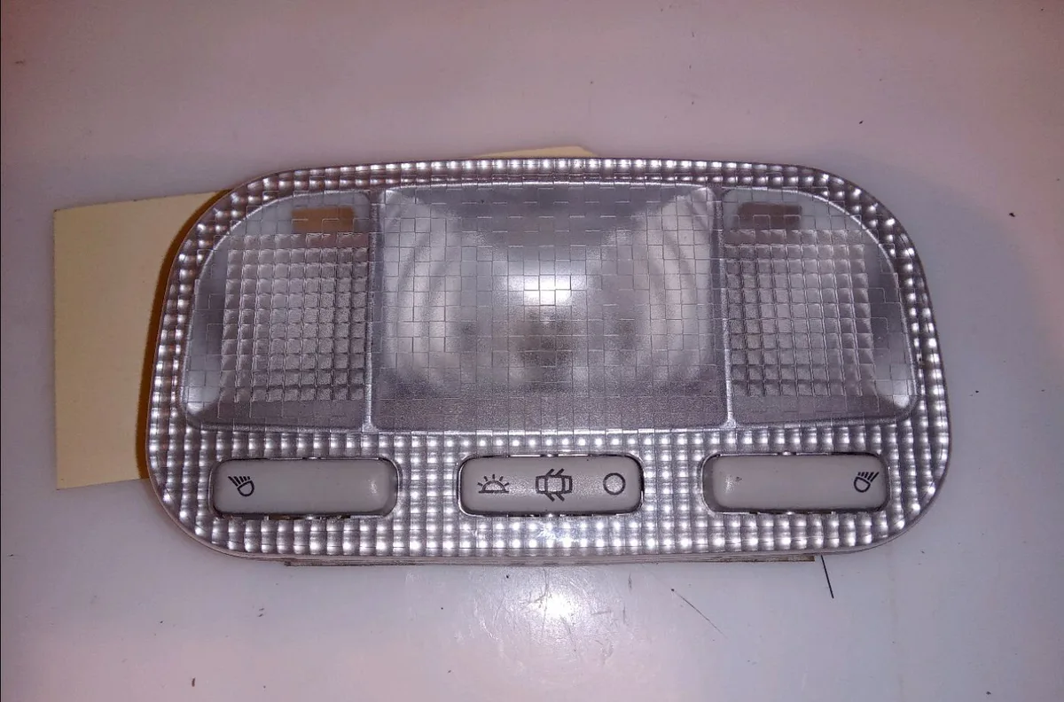 Plafonnier Citroen C5 III (RD_) 2.0 hdi 140 (2008) 4 portes occasion