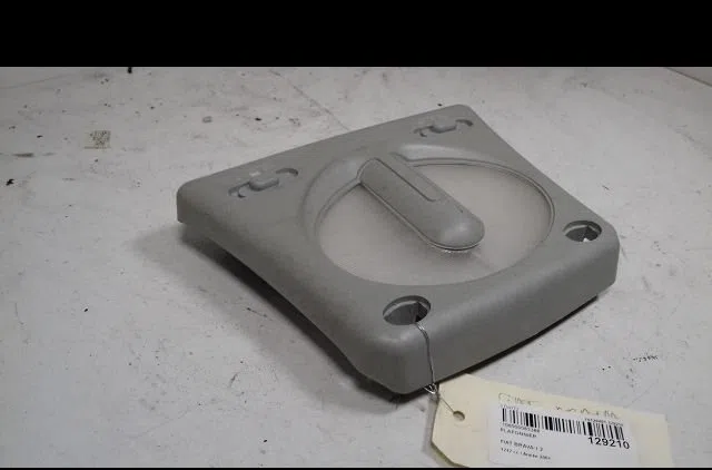 Plafonnier Fiat BRAVA (182_) 1.2 16v 80 (1998-2002) occasion