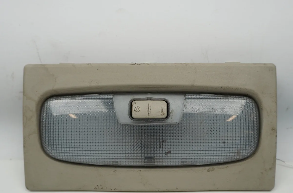 Plafonnier Ford FIESTA VI (CB1, CCN) 1.4 tdci (2010-2012) 3 portes occasion