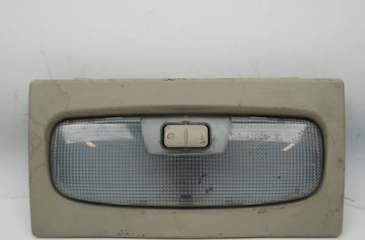 Plafonnier Ford FIESTA VI (CB1, CCN) 1.4 tdci (2010-2012) 3 portes occasion