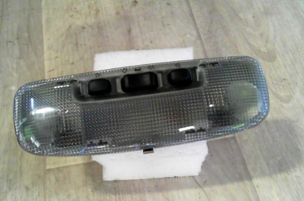 Plafonnier Ford FOCUS C-MAX (DM2) 1.6 tdci (2003-2007) occasion
