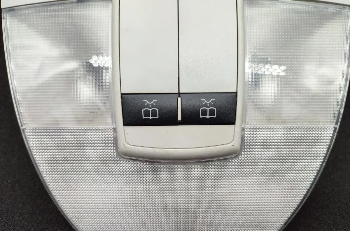 Plafonnier MERCEDES CLASSE A 169 PHASE 2 occasion