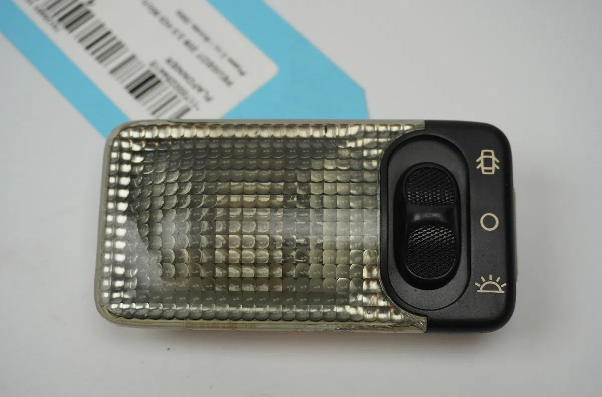 Plafonnier Peugeot 206 3-5 portes (2A-C) 2.0 hdi 90 (1999-2009) 5 portes occasion
