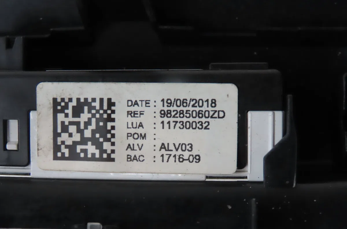 Plafonnier Peugeot 308 II (LB_, LP_, LW_, LH_, L3_) 1.2 thp 130 (2013-2021) occasion