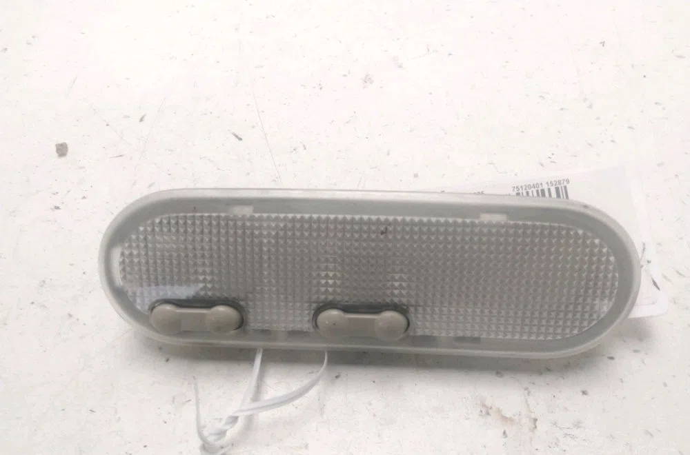 Plafonnier Renault CLIO III (BR0-1, CR0-1) 1.5 dci (br17, cr17) (2005-2012) 5 portes occasion