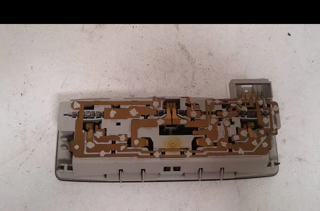 Plafonnier Renault ESPACE IV (JK0-1_) 1.9 dci (jk0u) (2003-2005) 5 portes occasion