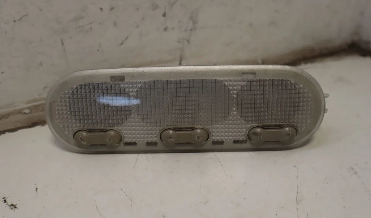 Plafonnier Renault SCÉNIC II (JM0-1_) 1.5 dci (jm1e, jm16) (2005-2008) 5 portes occasion