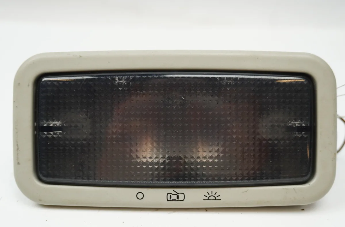 Plafonnier Seat AROSA (6H1) 1.0 (1997-2004) occasion