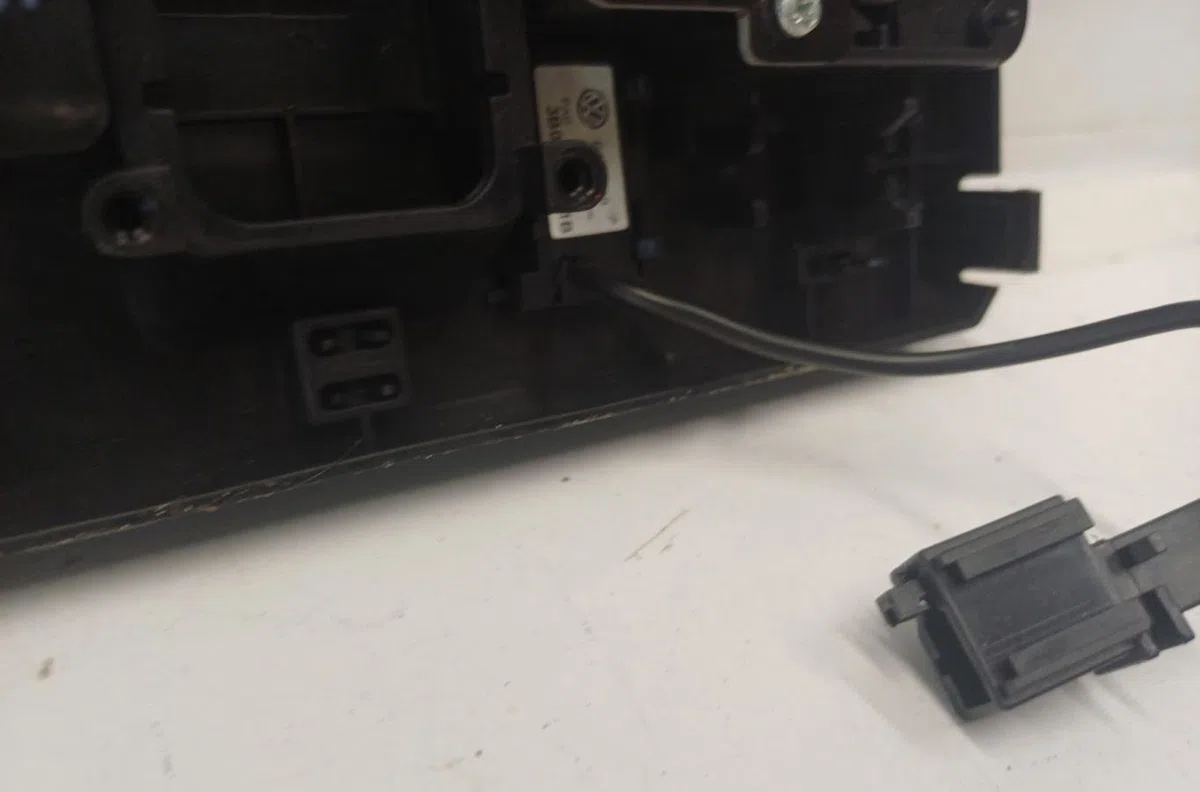 Plafonnier VOLKSWAGEN GOLF SPORTSVAN PHASE 1 occasion