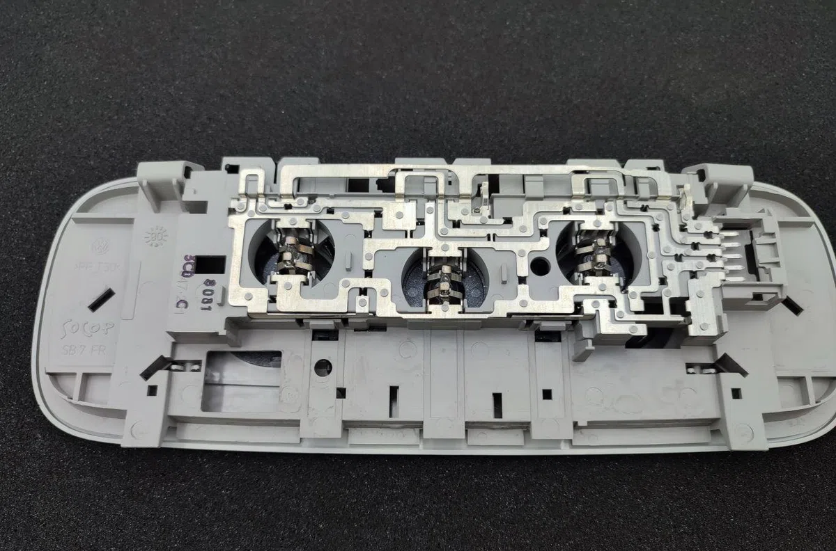 Plafonnier VOLKSWAGEN PASSAT 5 occasion