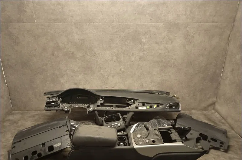 Planche de bord Audi A6 C7 Avant (4G5, 4GD) 3.0 tdi (2011-2018) occasion