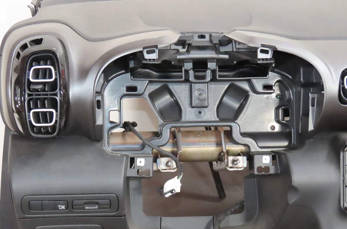 Planche de bord Citroen C3 AIRCROSS II (2R_, 2C_) 1.2 puretech 130 (2rhnyh) (2017) occasion