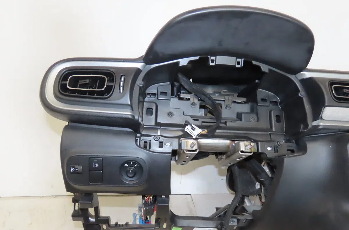 Planche de bord Citroen C3 III (SX) 1.2 vti 82 (2016) occasion