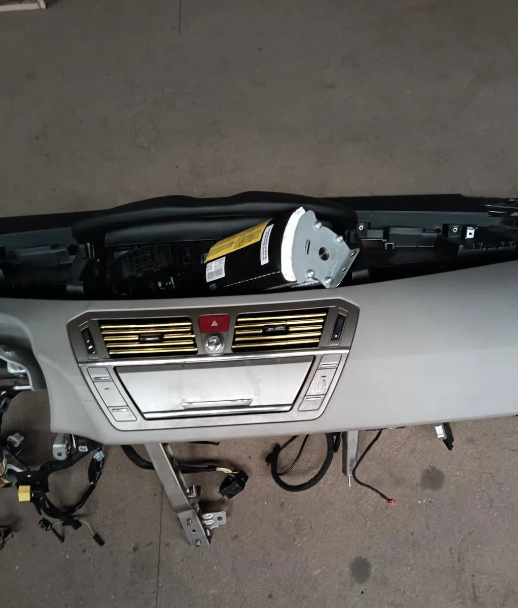 Planche de bord Citroen C4 GRAND PICASSO I (UA_) 2.0 hdi 150 (2009-2013) occasion