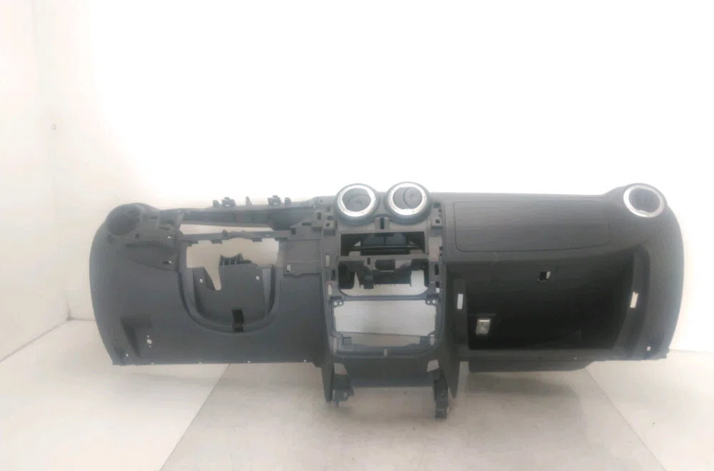Planche de bord Dacia LOGAN MCV (KS_) 1.5 dci (ks04) (2010-2013) occasion