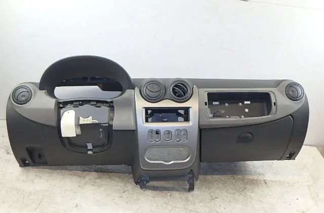 Planche de bord Dacia SANDERO 1.5 dci (2010) occasion