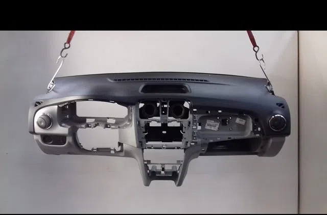 Planche de bord Dacia SANDERO II Tce 90 (b8m1, b8ma) (2012) 5 portes occasion