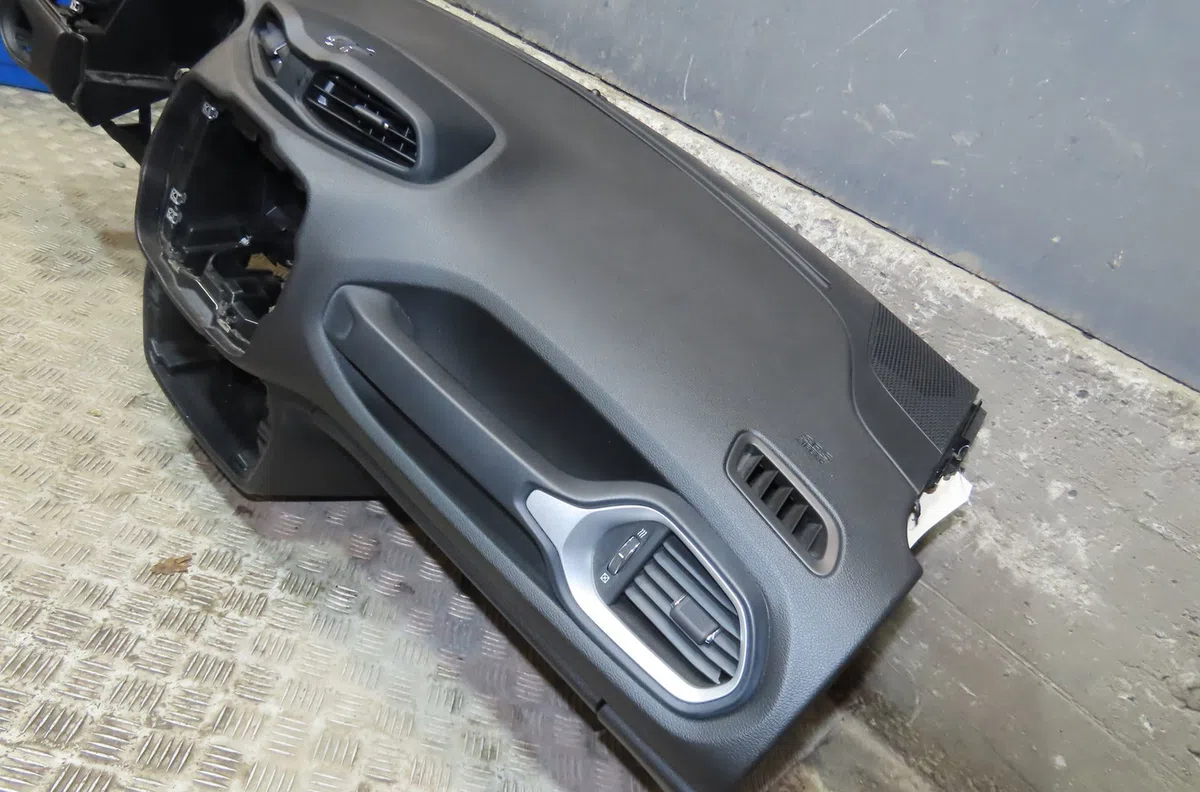 Planche de bord Jeep RENEGADE SUV (BU, B1, BV) 1.0 gse t3 (2018) occasion