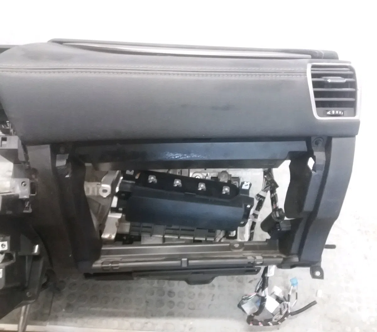 Planche de bord LEXUS NX300H occasion