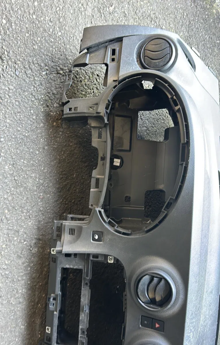 Planche de bord Mercedes-benz CITAN Camionnette-Monospace (W415) 109 cdi (415.601, 415.603, 415.605) (2012-2021) occasio