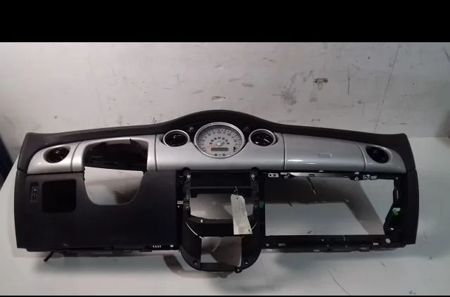 Planche de bord Mini MINI (R50, R53) Cooper (2001-2006) 3 portes occasion